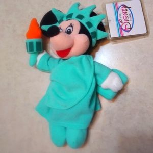 Disney vintage collectable Bean Bag Liberty Minnie